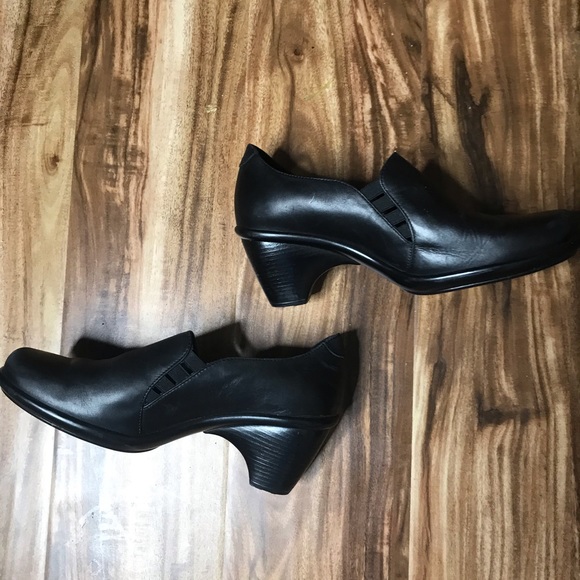 Dansko Shoes - DANSKO BLACK LEATHER RAPHAEL CLOGS SIZE EU 37